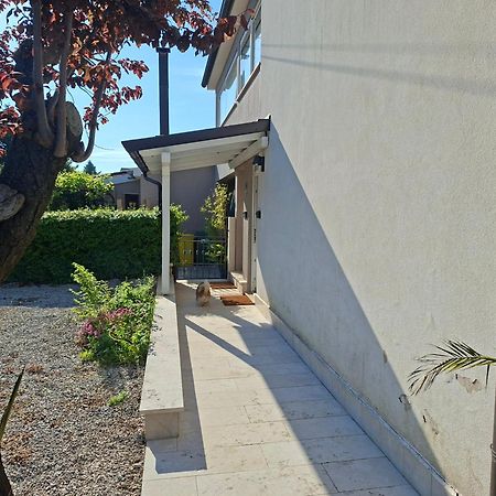 Martina Guest House Porec Esterno foto